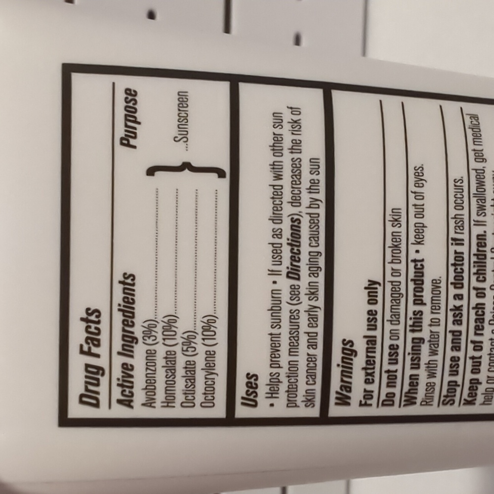 Bath & Body Works Tahiti Isle Sunscreen Lotion - Picture 4 of 5